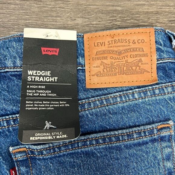 Levi’s WEDGIE STRAIGHT FIT WOMEN'S JEANS 27x28 - Picture 12 of 12
